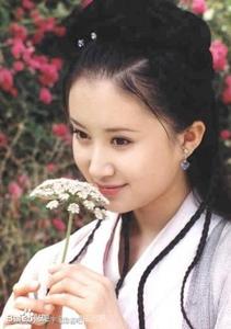 joker pulsa Qing Yao bertindak lebih hati-hati, tapi Jing Nian Zhenzun tersenyum tak berdaya.
